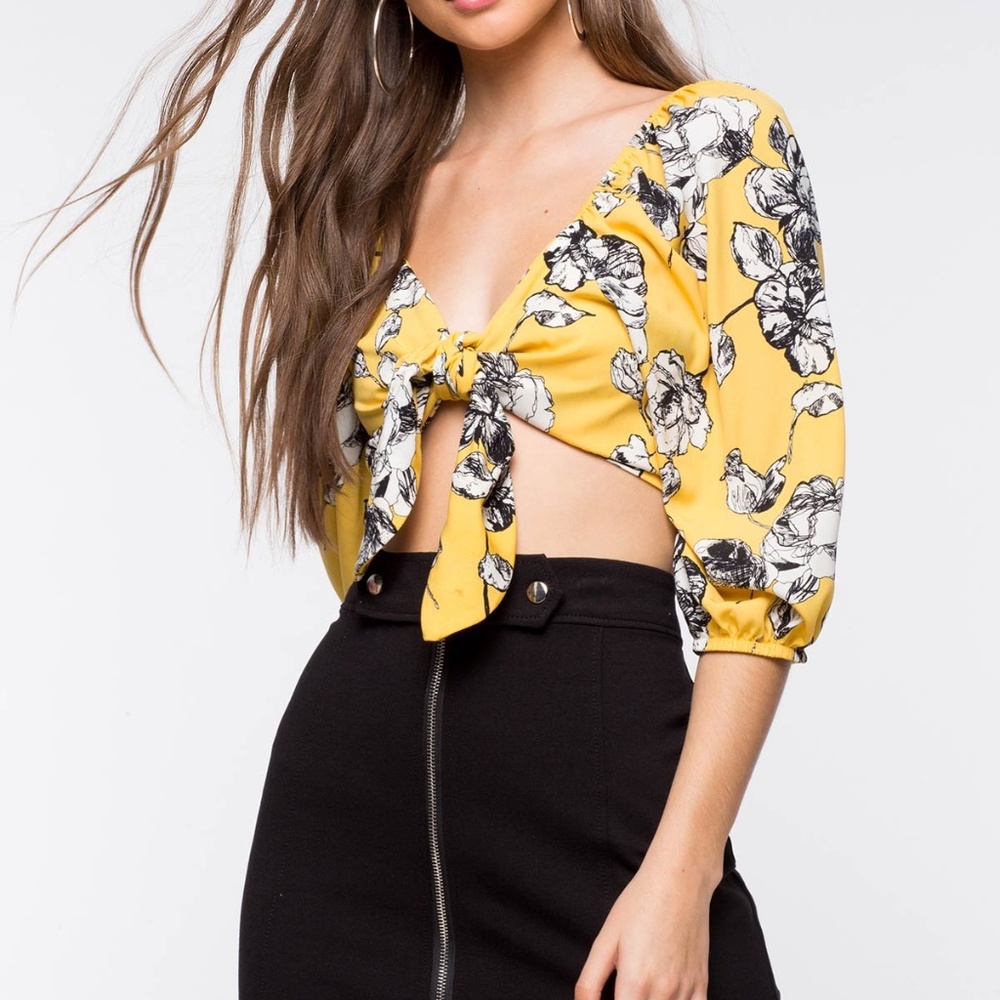NWOT Floral Print Crop Top Sz L Juniors